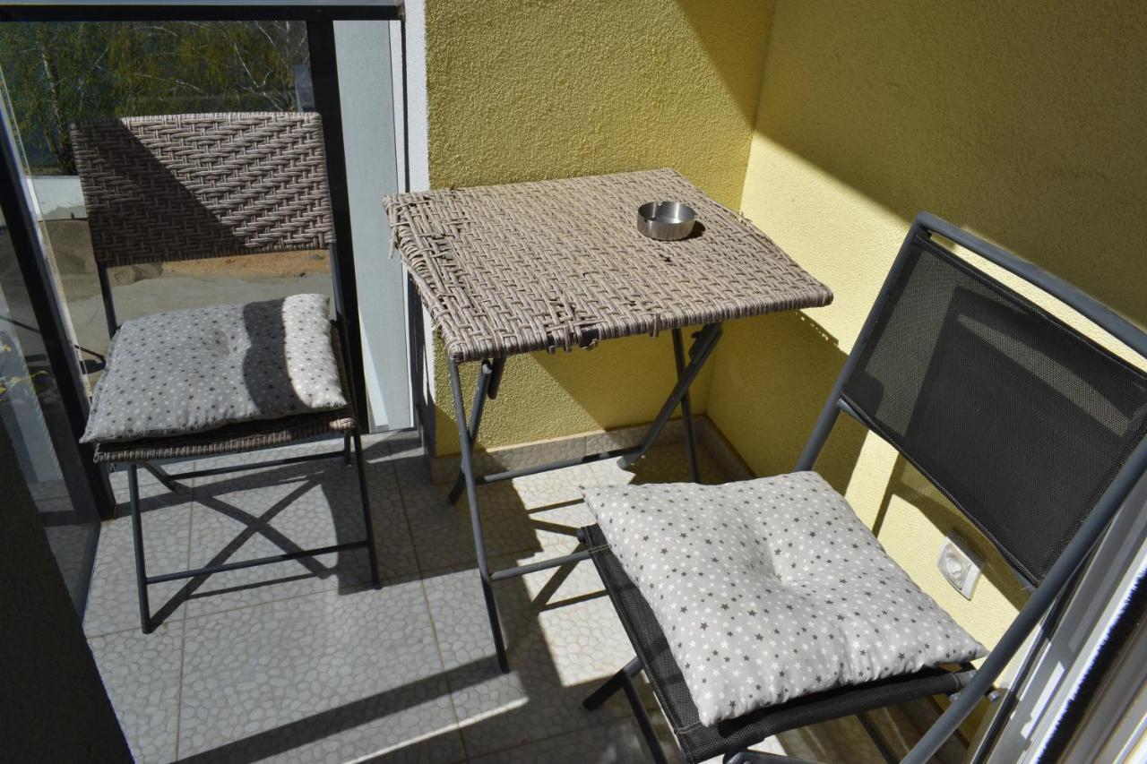 Apartmani K&V Veliko Gradište Eksteriør billede