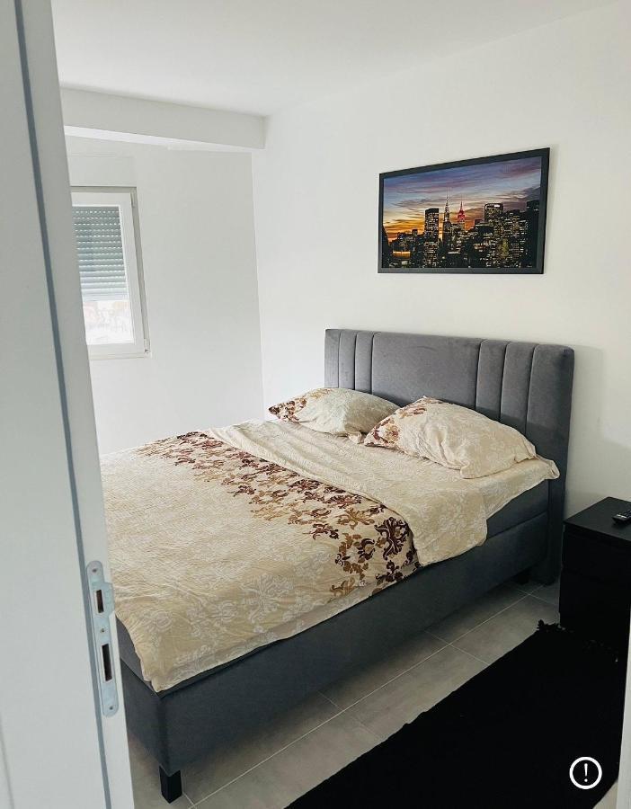Apartmani K&V Veliko Gradište Eksteriør billede